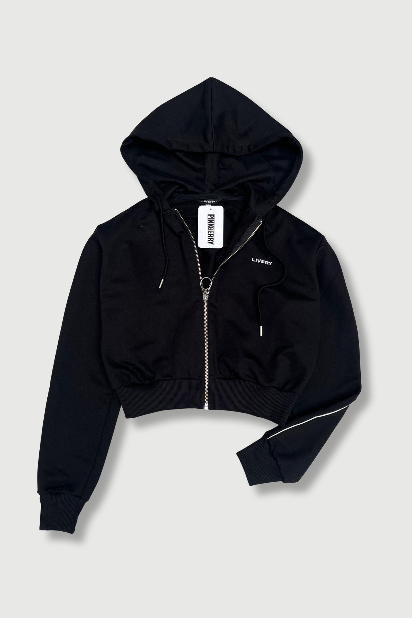 Buso Kat – Negro