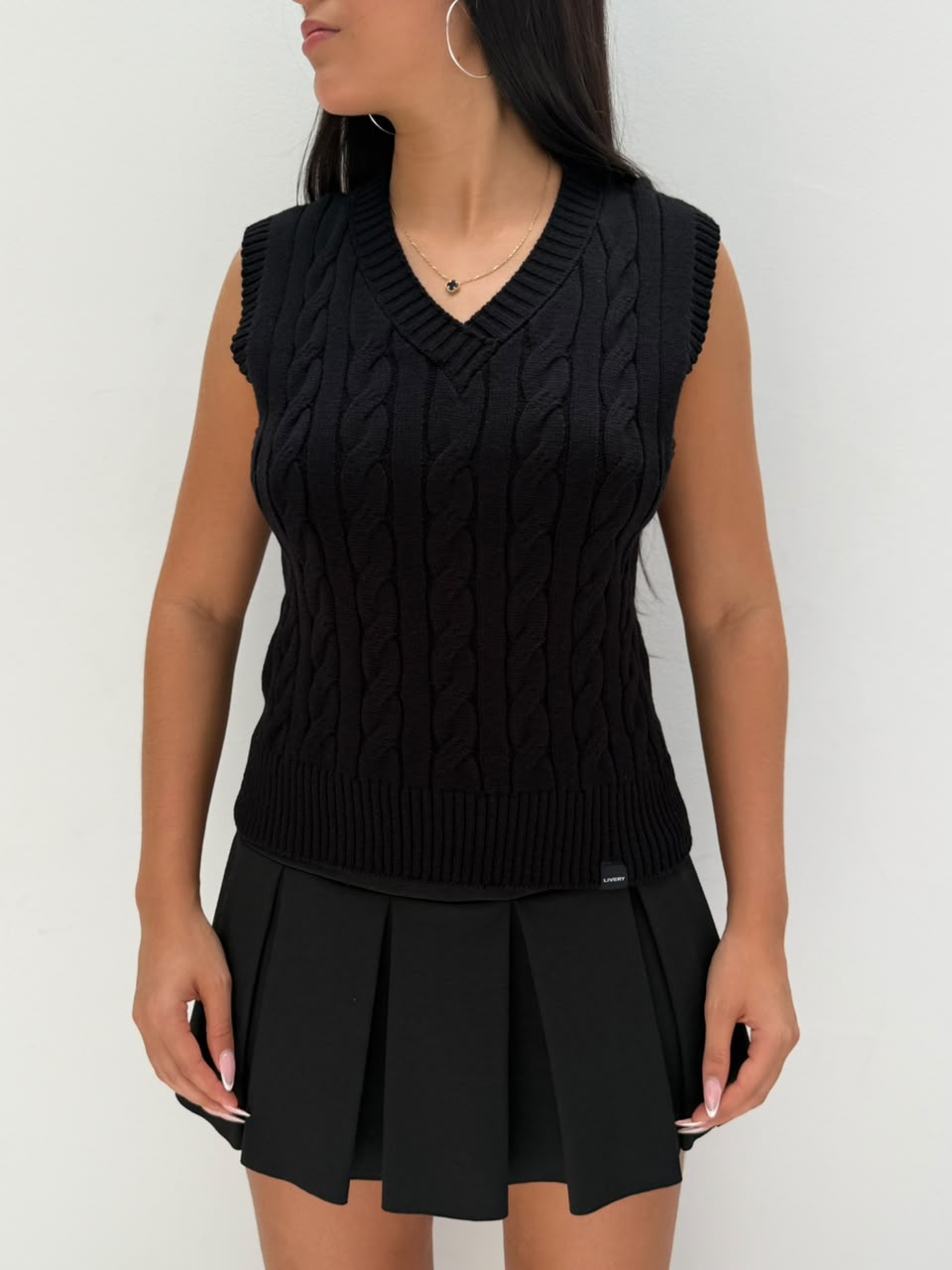 Blusa Brook chaleco tejido cuello v-triple trenza - Negro