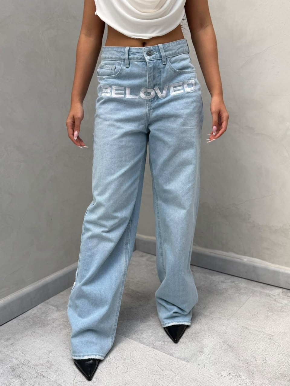 Jean Beloved Desgaste Sandblasting Bordado - Azul hielo