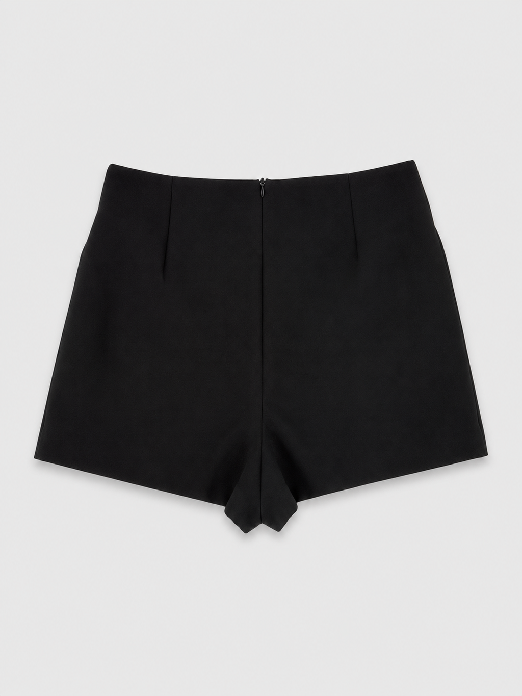 Falda short Laurence tira de ajuste lateral con pico al frente - Negro