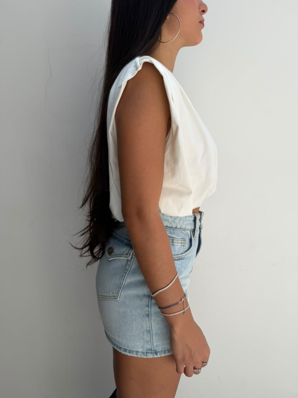 Blusa Cypress muscleteen englobada corta sisa - Marfil