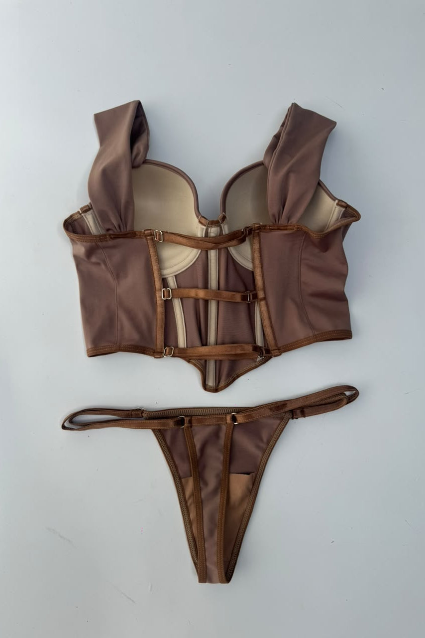 Blusa Greta corset copas preormadas licra pacifica - Chocolate