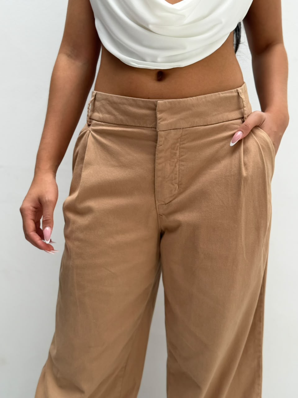 Pantalon Grettel pinzas delanteras - Camel