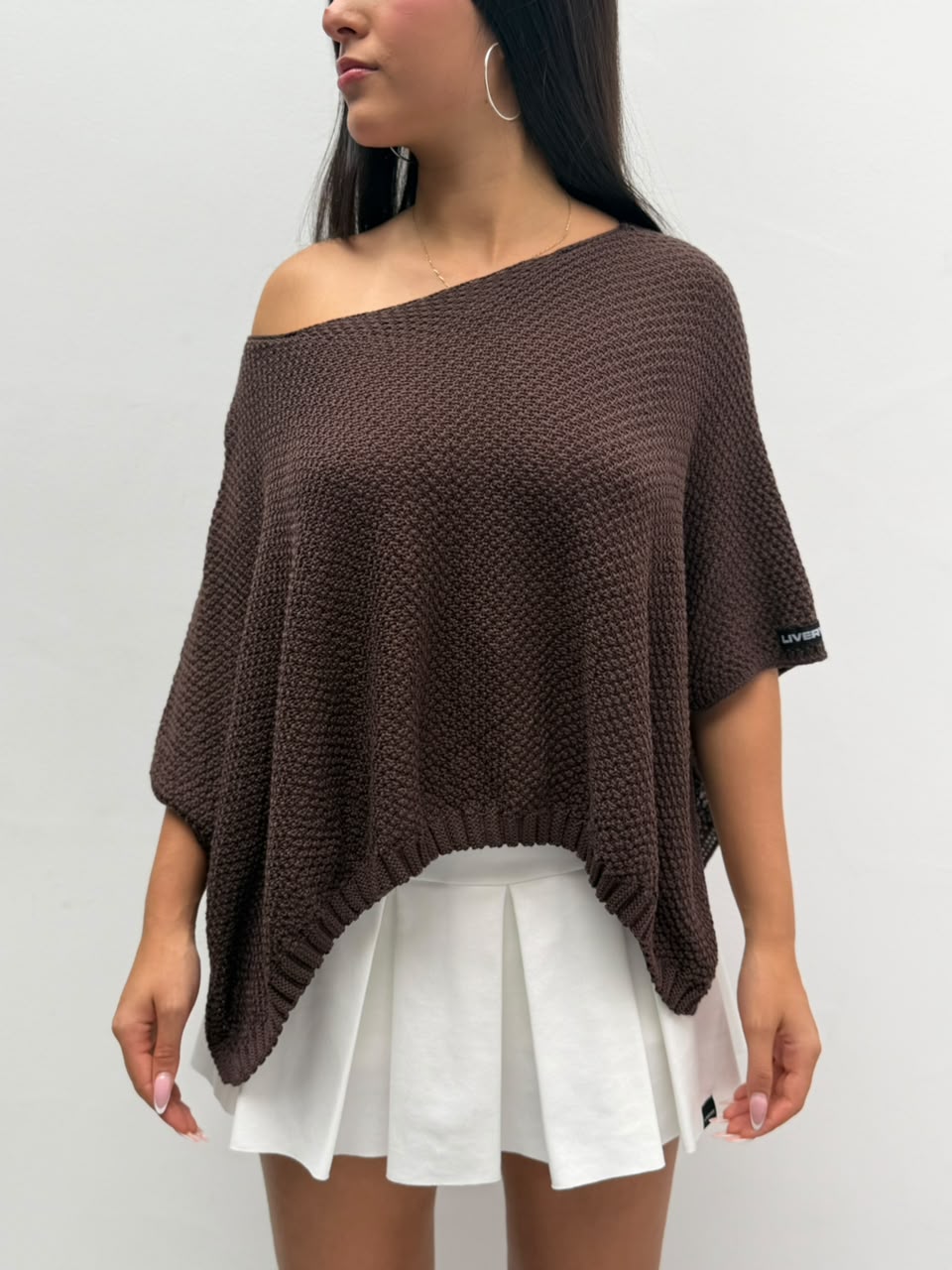 Blusa Alondra ruana corta tejida - Cafe