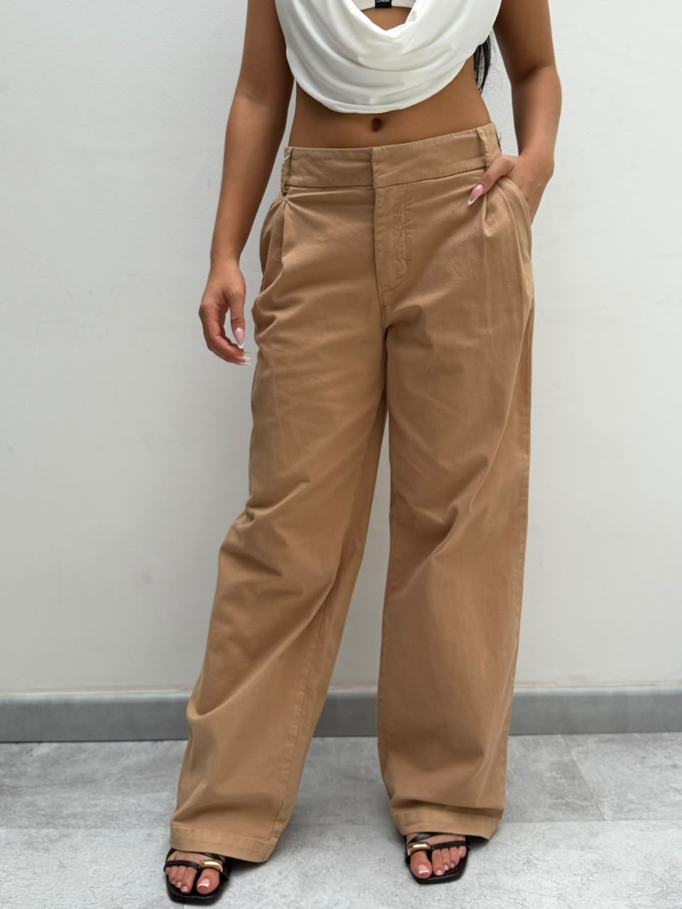 Pantalon Grettel pinzas delanteras - Camel