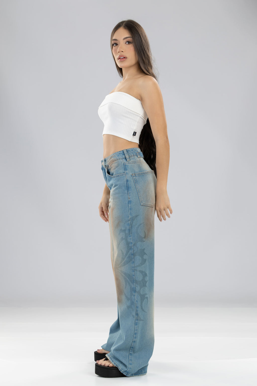 Jean Skater empolvado
