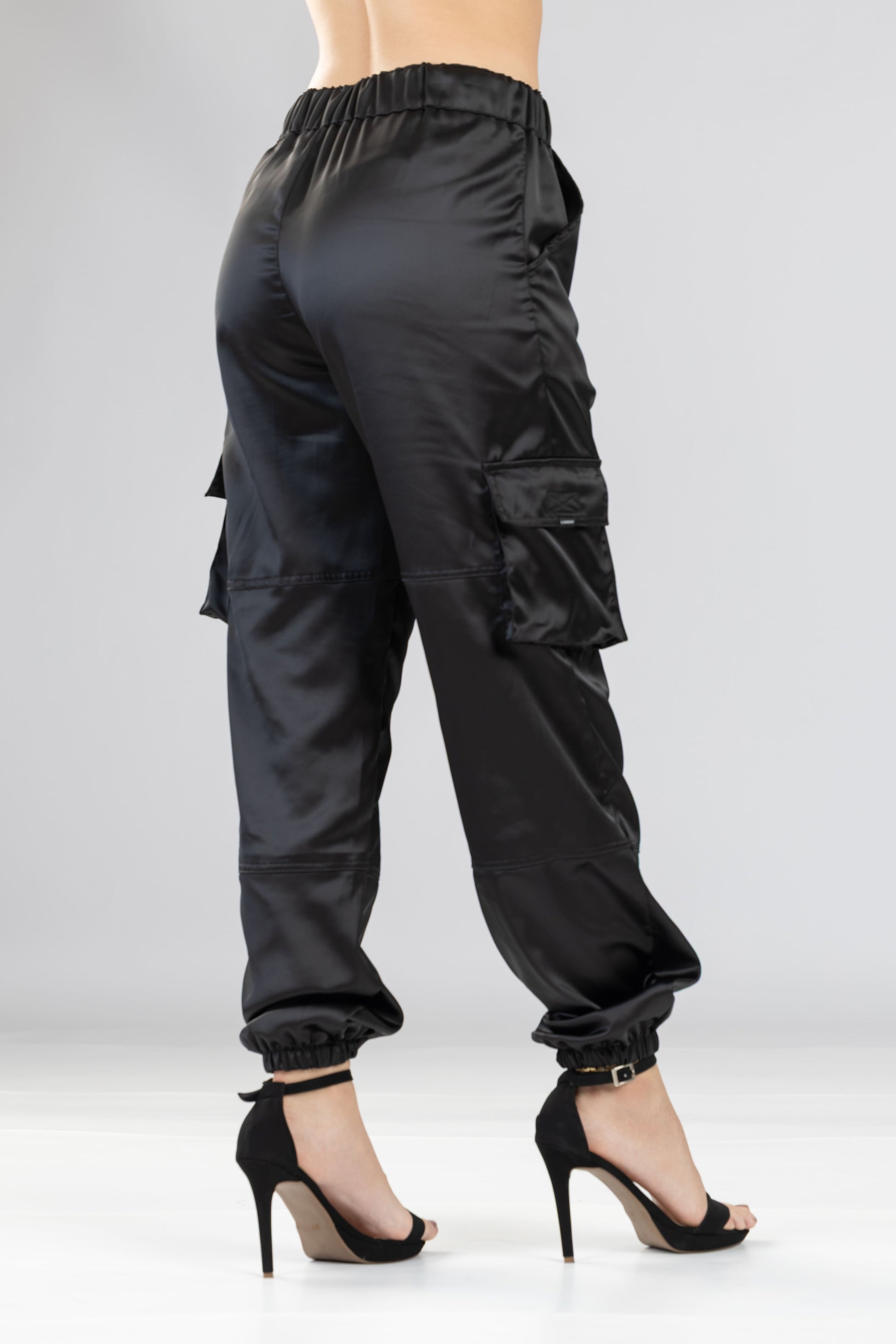 Pantalon satinado palmer