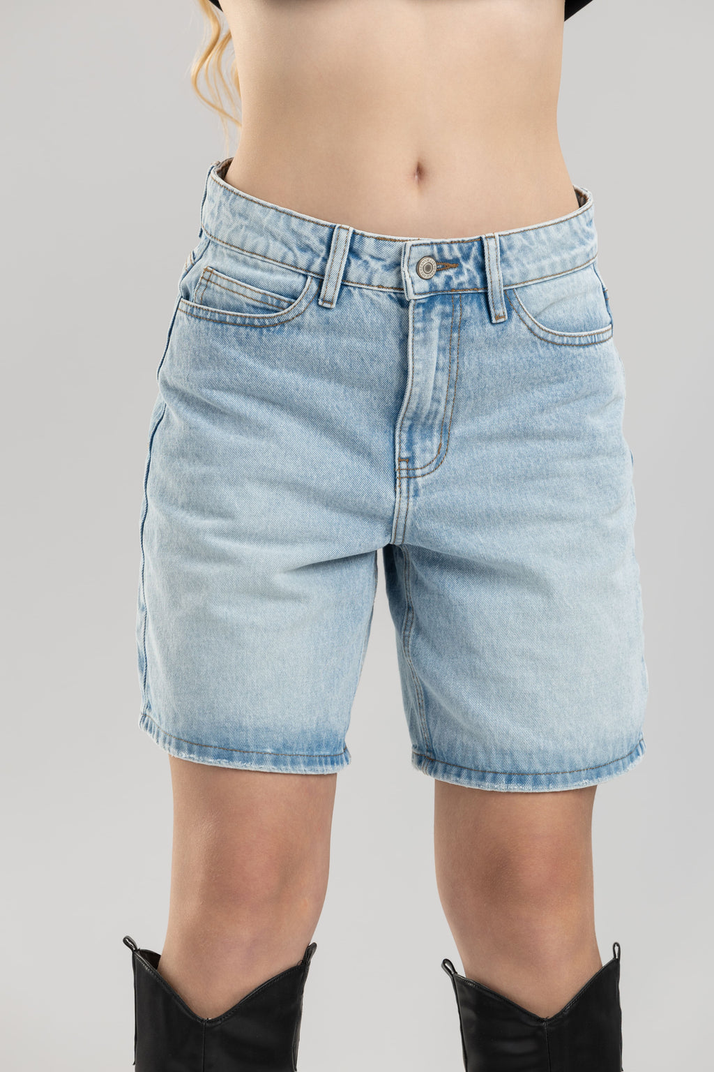 Short lark bermuda denim - Azul hielo