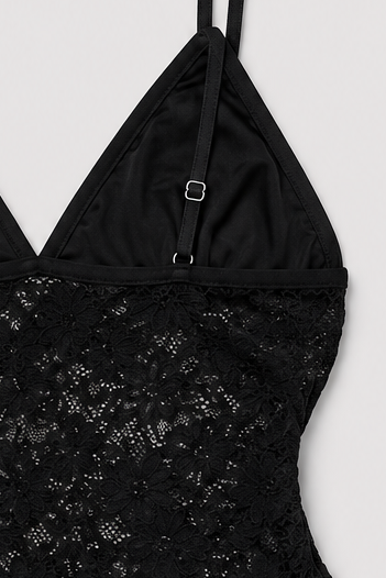 Blusa Athena body blonda copa triangulo