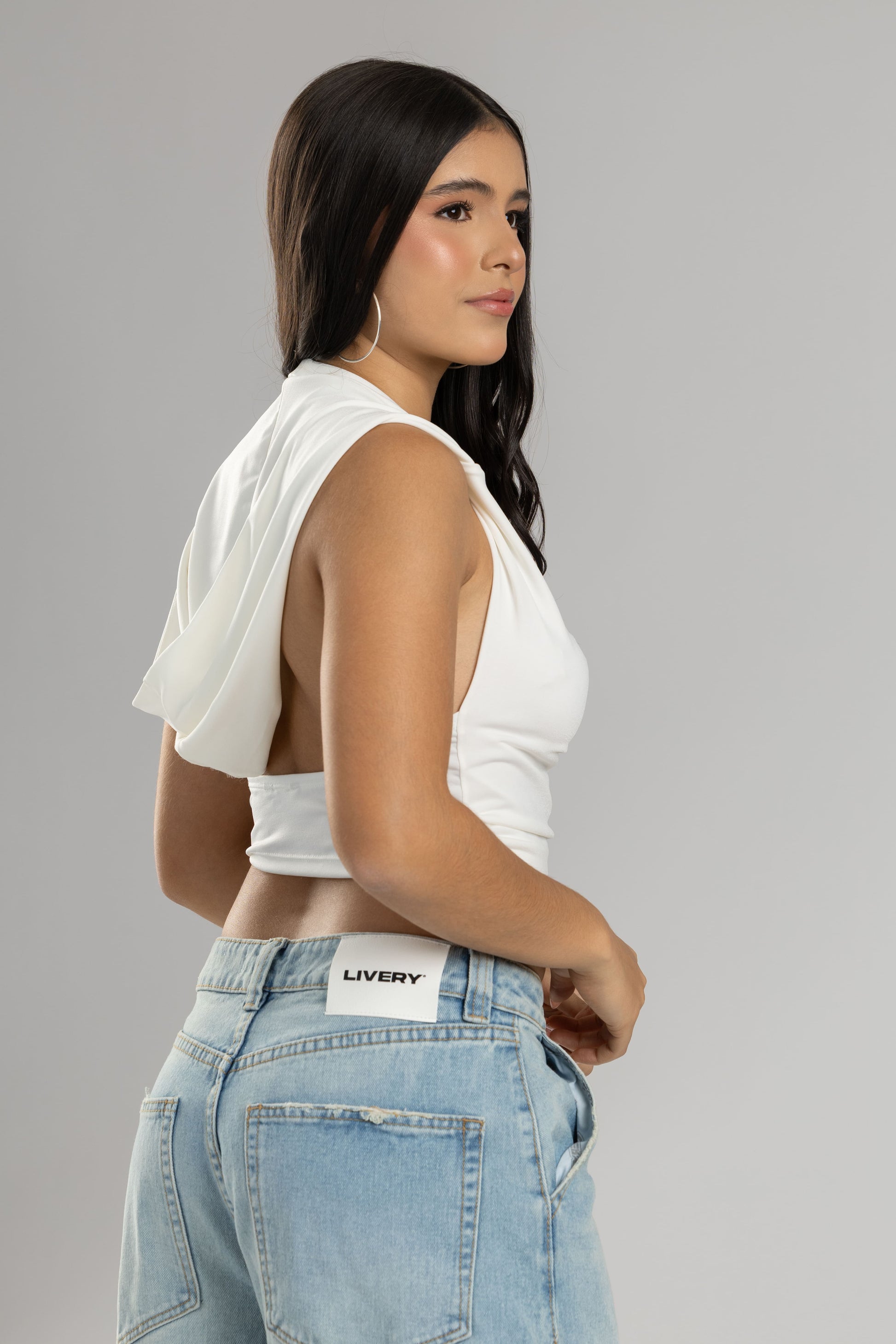 Blusa crowd drapeada con chompa - Marfil