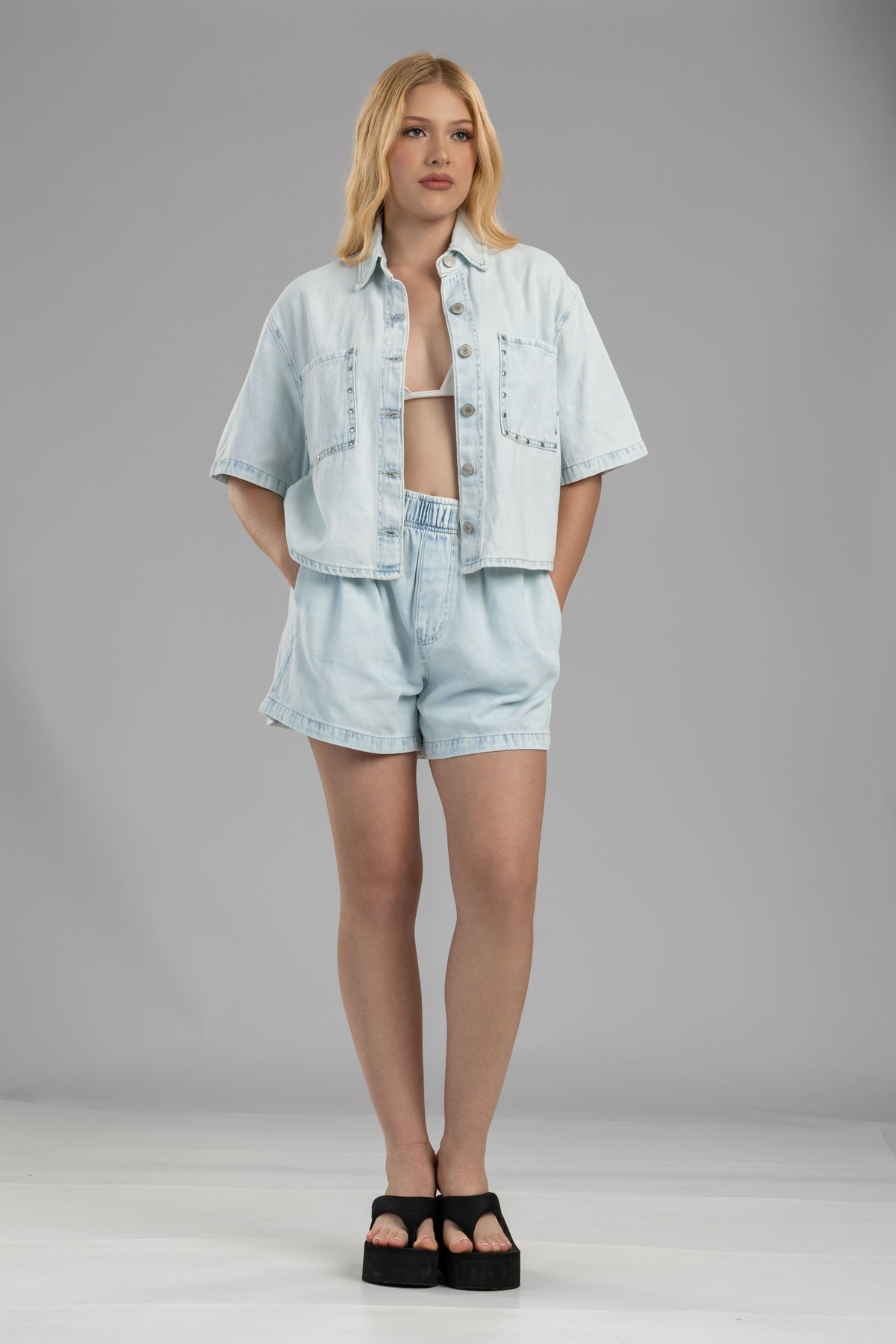 Blusa camisera Tennemini corta taches - Azul hielo