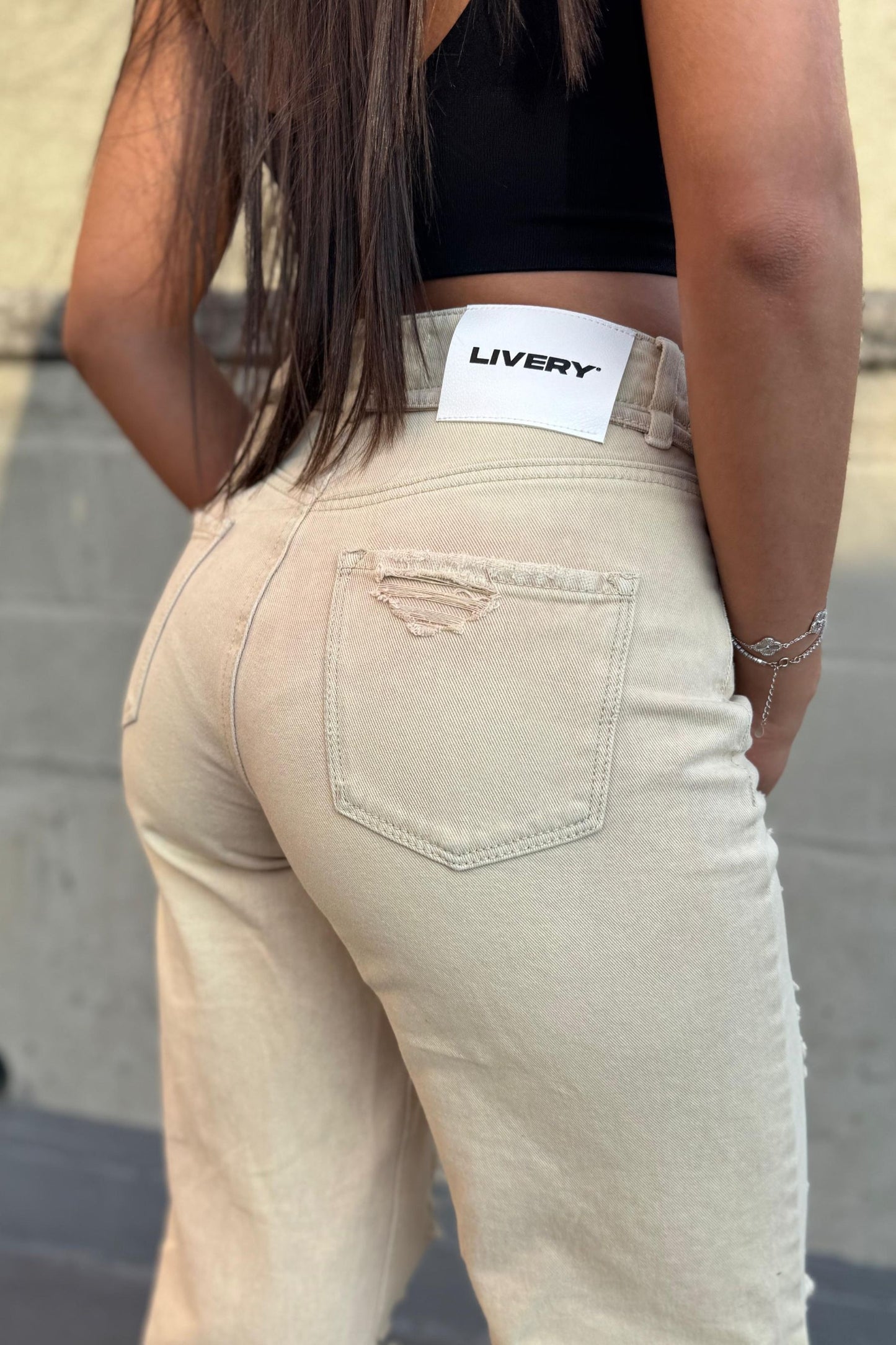 Jean Taffy – Camel