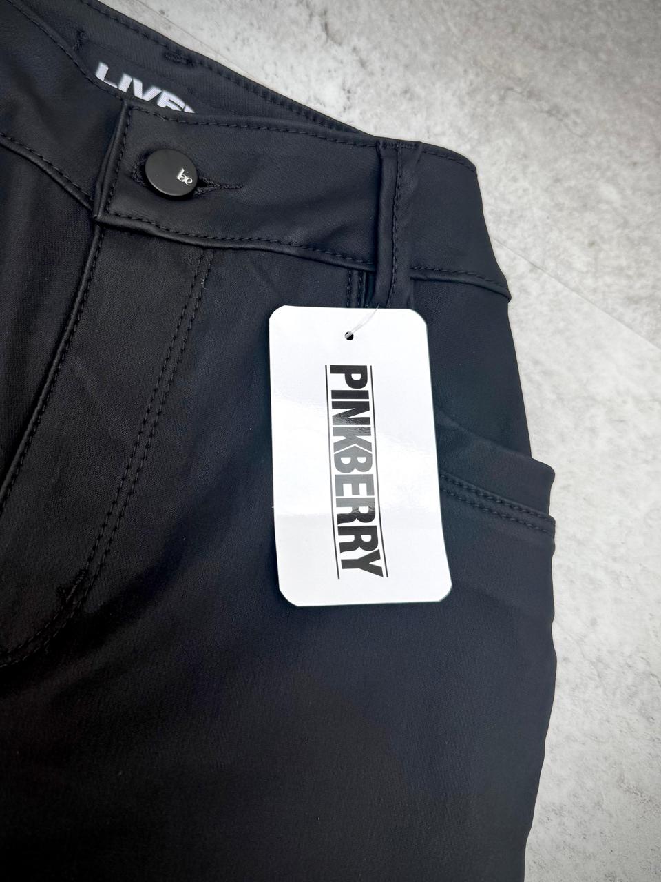 Jean Carrión skinny tipo cuero strech