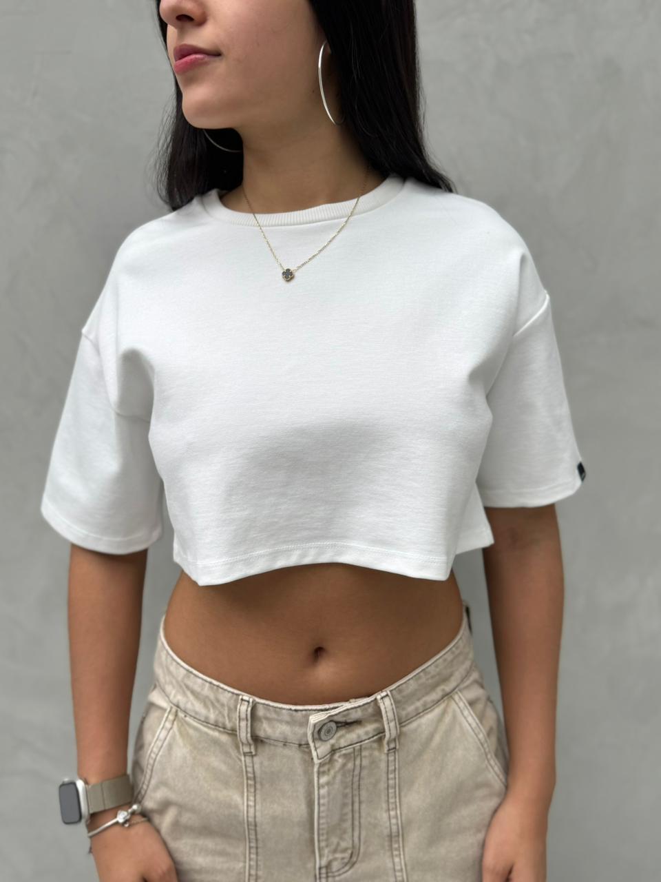 Blusa Klaire oversize corta - Marfil