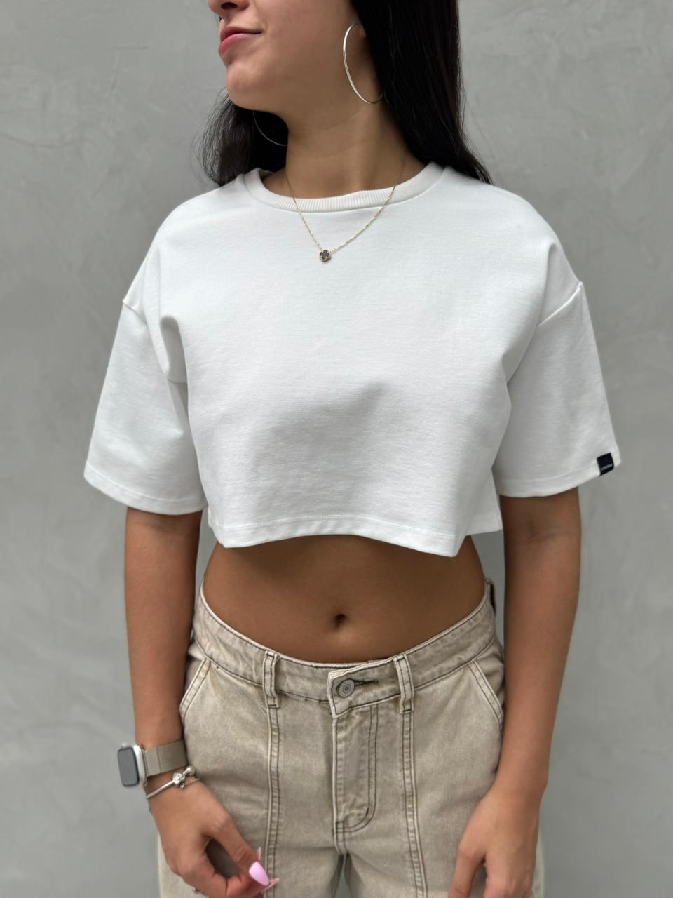 Blusa Klaire oversize corta - Marfil