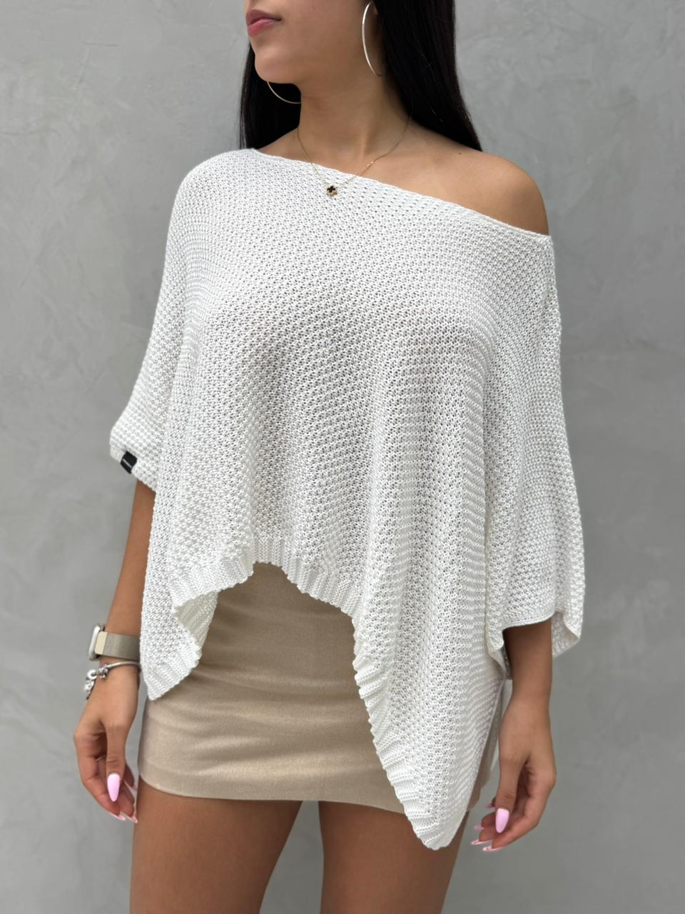 Blusa Alondra ruana corta tejida - Marfil