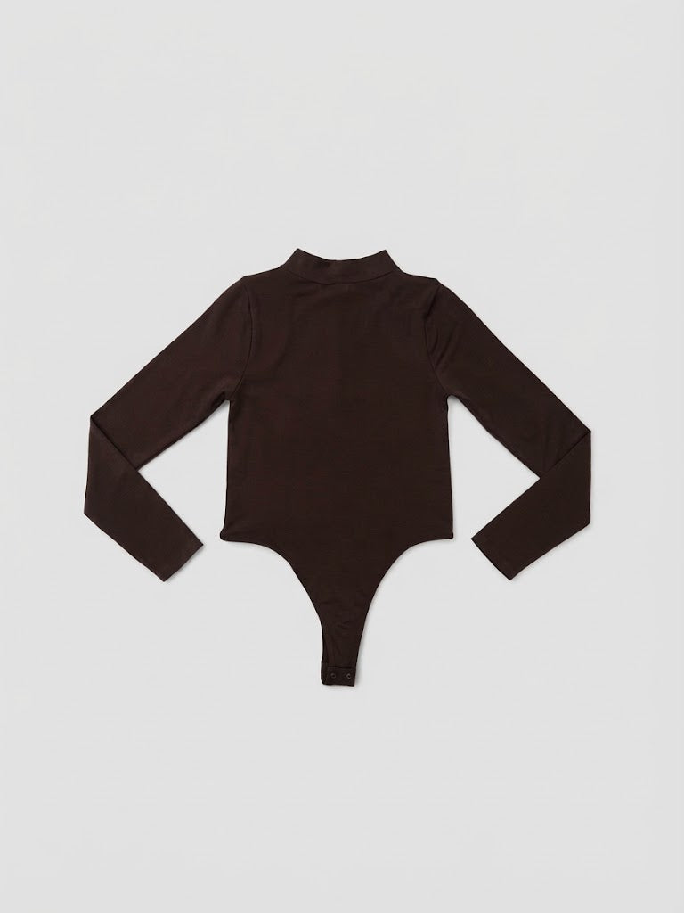 Blusa Kela body elastico cierre en cuello - Cafe