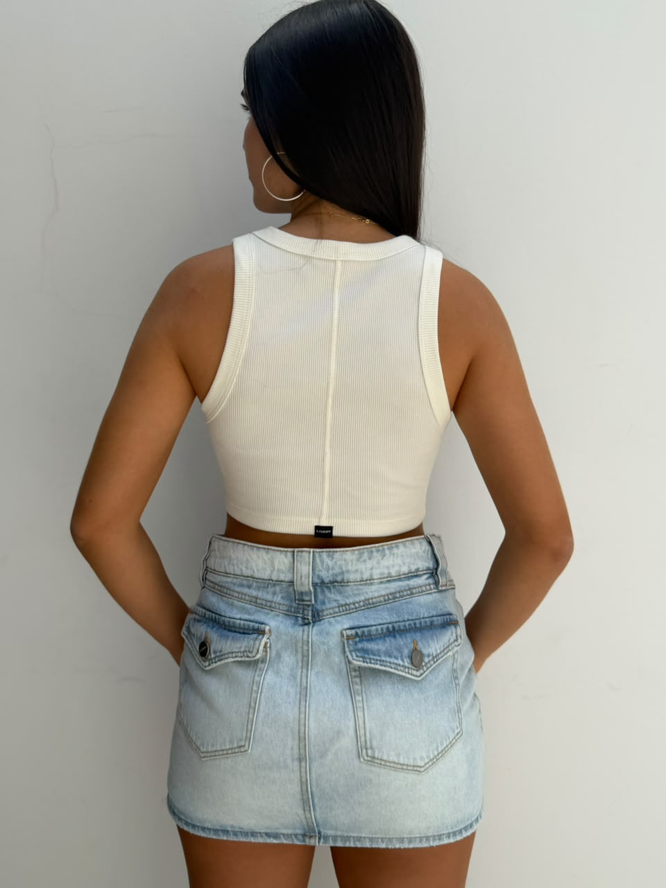 Blusa Kins croptop mini básica sisa - Crema