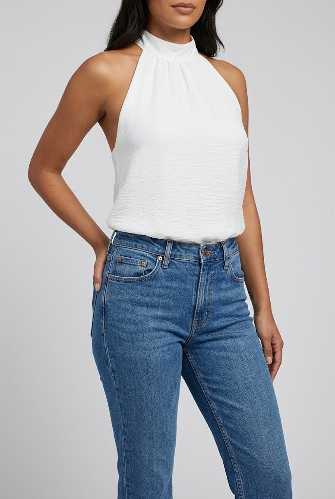 Blusa Theo cuello halter resortada en espalda - Marfil