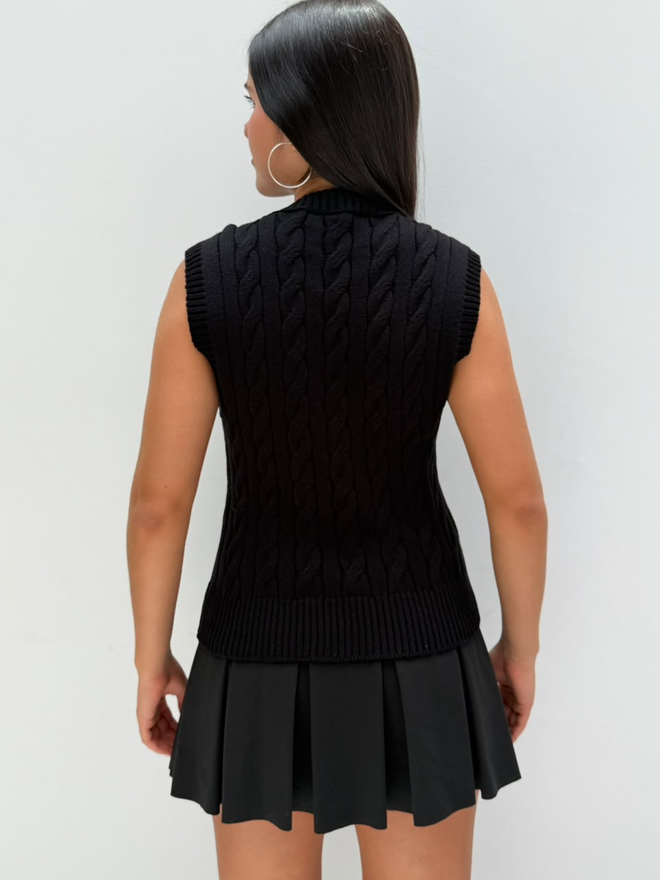 Blusa Brook chaleco tejido cuello v-triple trenza - Negro