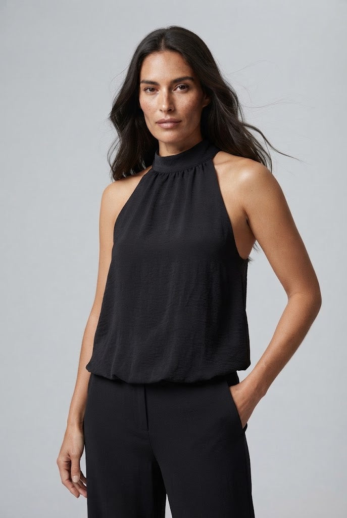 Blusa Theo cuello halter resortada en espalda - Negro