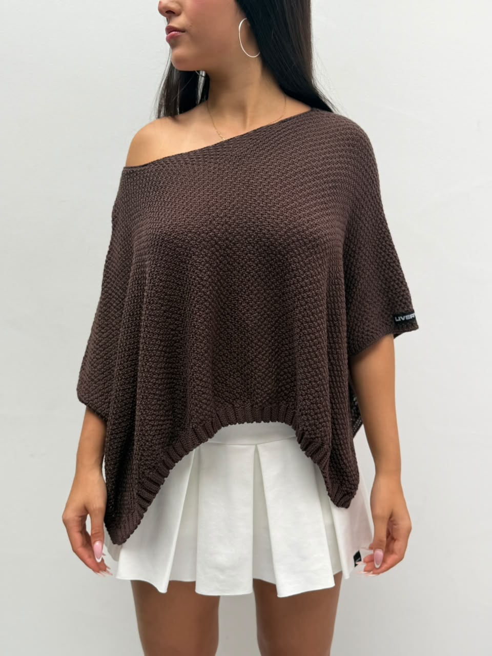 Blusa Alondra ruana corta tejida - Cafe